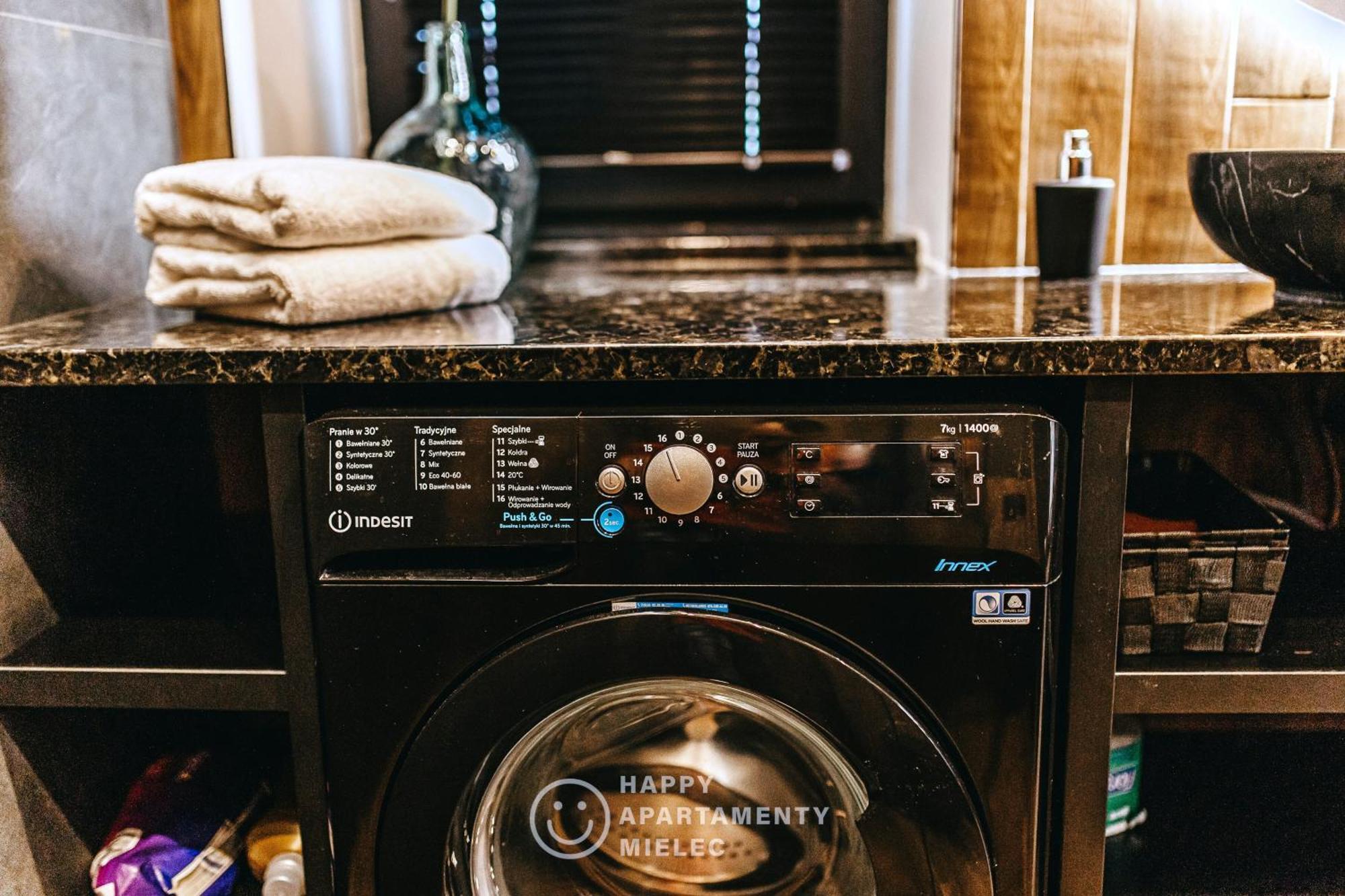 Happy Nest - Apartamentyhappy Pl Mielec Dış mekan fotoğraf